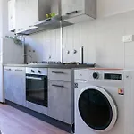 2 Fronte Ospedale - Centro E Mare A Piedi Apartment *