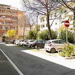 2 Fronte Ospedale - Centro E Mare A Piedi Apartment
