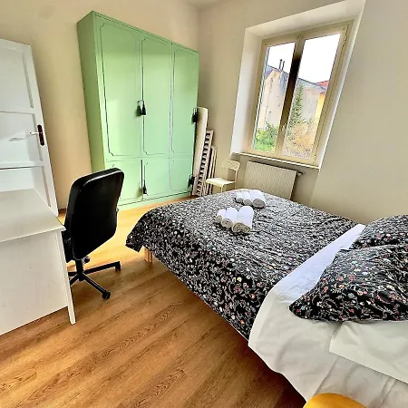 2 Fronte Ospedale - Centro E Mare A Piedi *