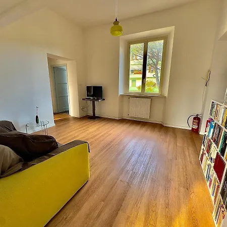 Appartamento 2 Fronte Ospedale - Centro E Mare A Piedi