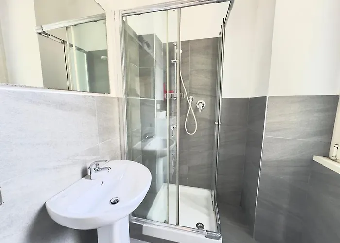 2 Fronte Ospedale - Centro E Mare A Piedi * פסקרה