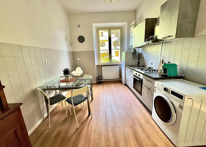 2 Fronte Ospedale - Centro E Mare A Piedi Apartamento